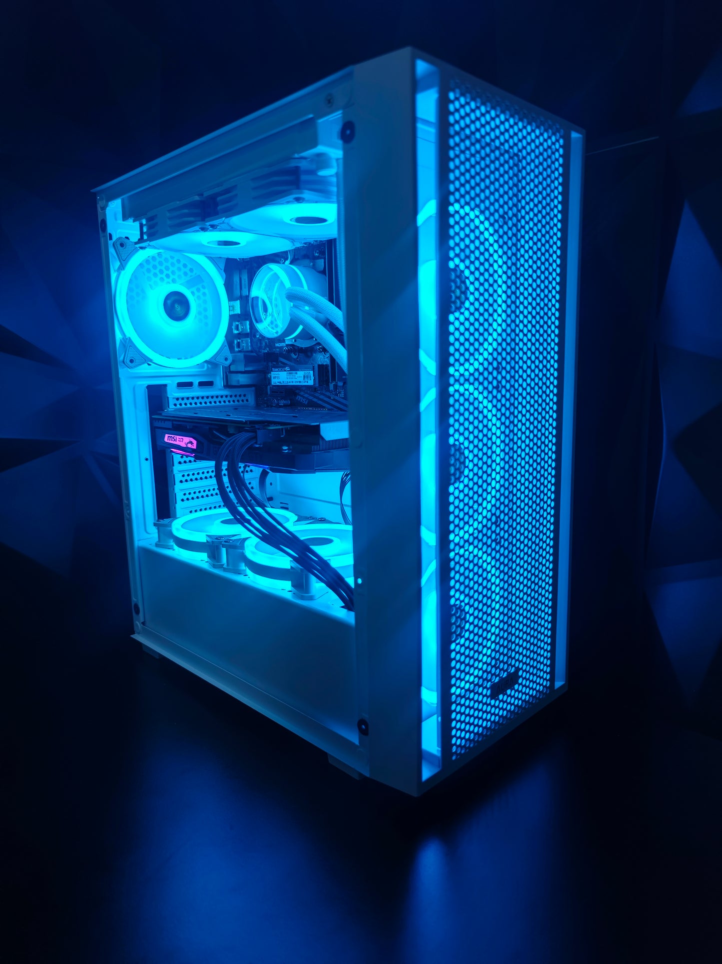 AMD Ryzen 5 3600, 16GB RAM, GTX 1660 6GB Gaming PC