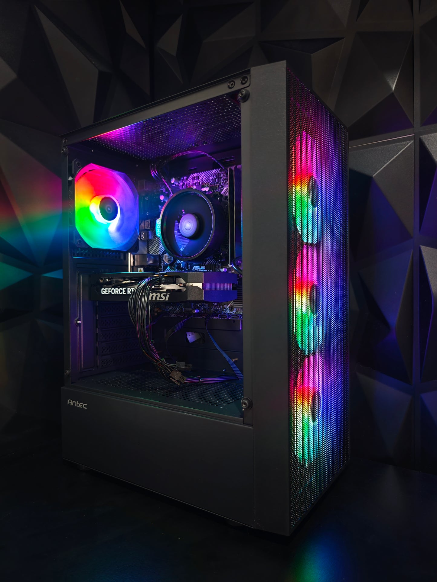 AMD Ryzen 5 5500, 16GB RAM, RTX 5060 8GB Gaming PC